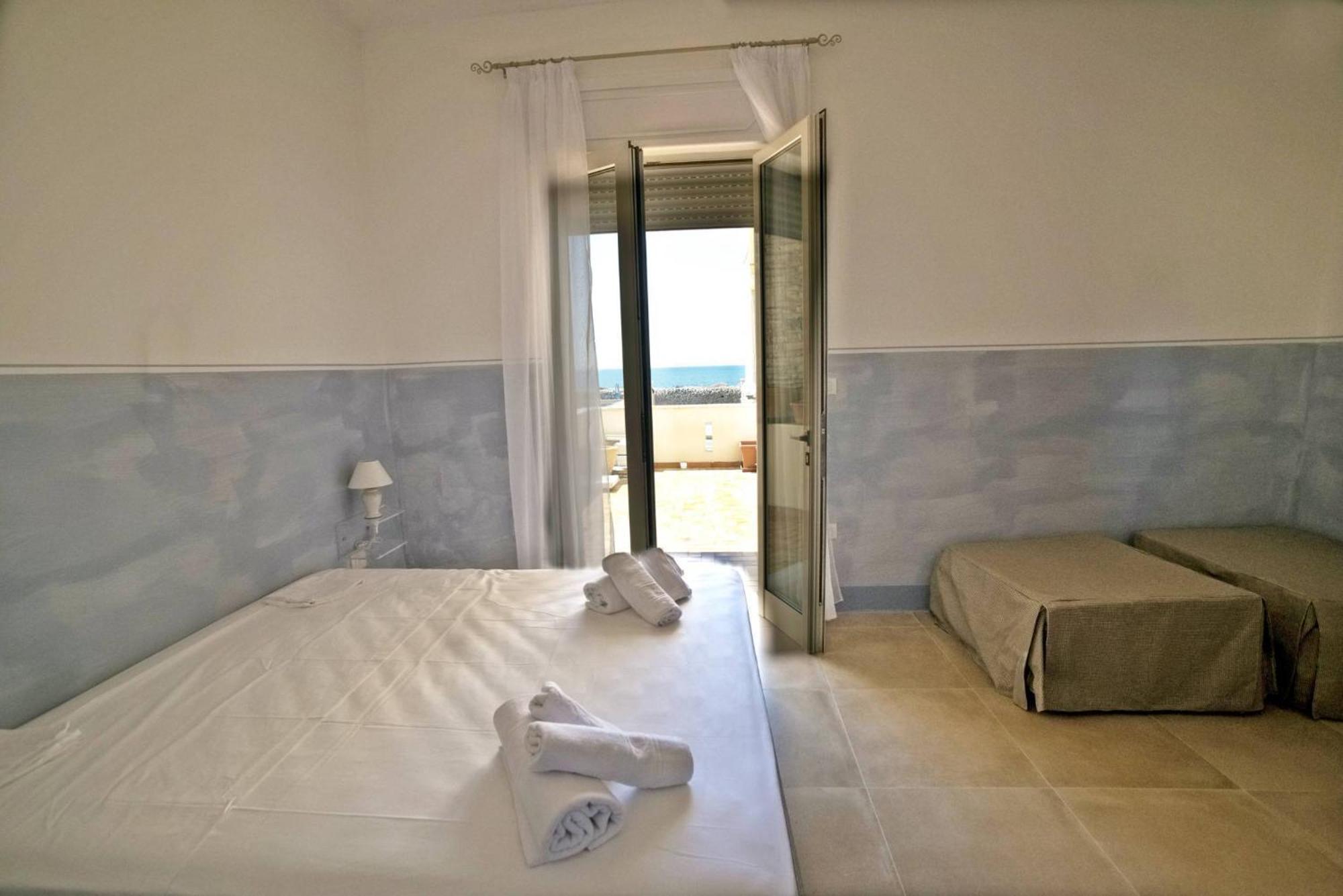B&B Mareggiata Gallipoli Bagian luar foto